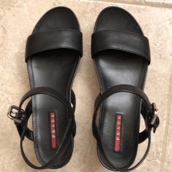 ✨HPx4!✨Prada Black Leather Wedge Sandals Size 38 - Picture 2 of 8